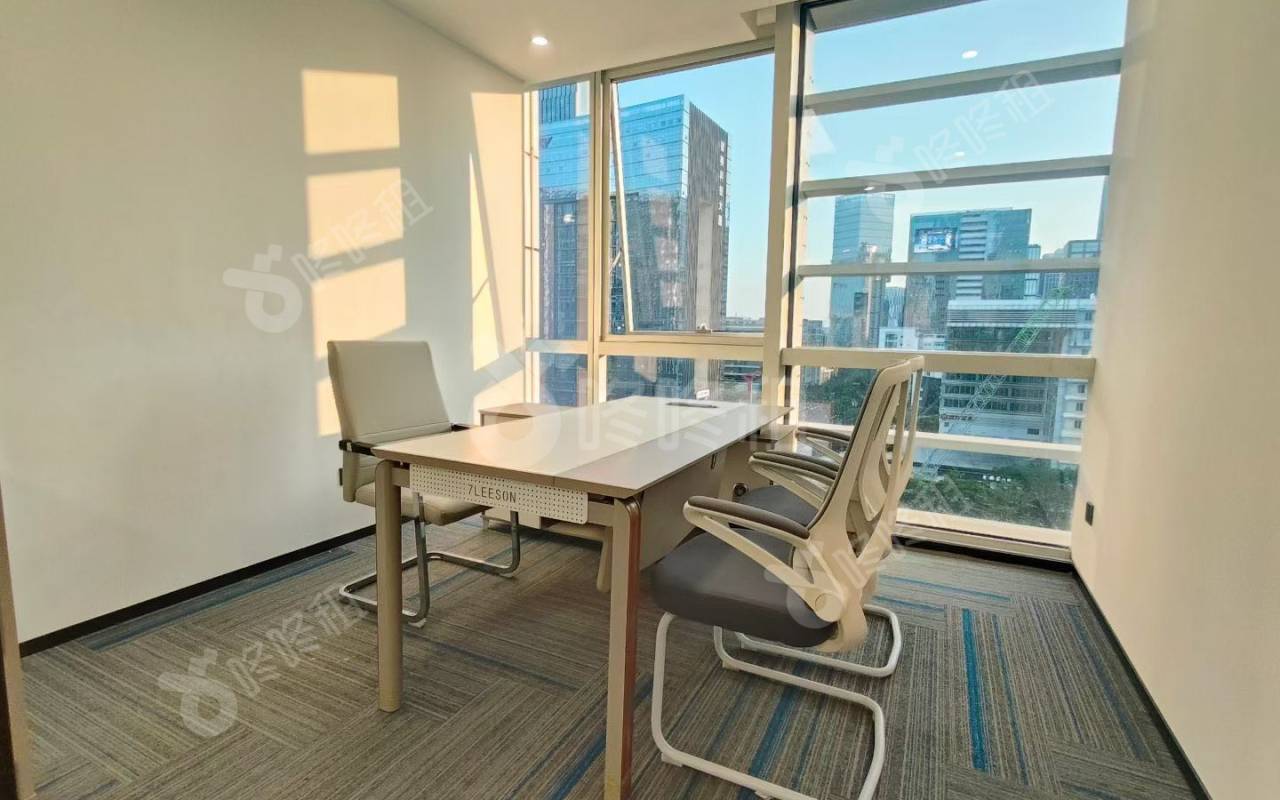 大冲商务中心_338平_精装_办公室隔间