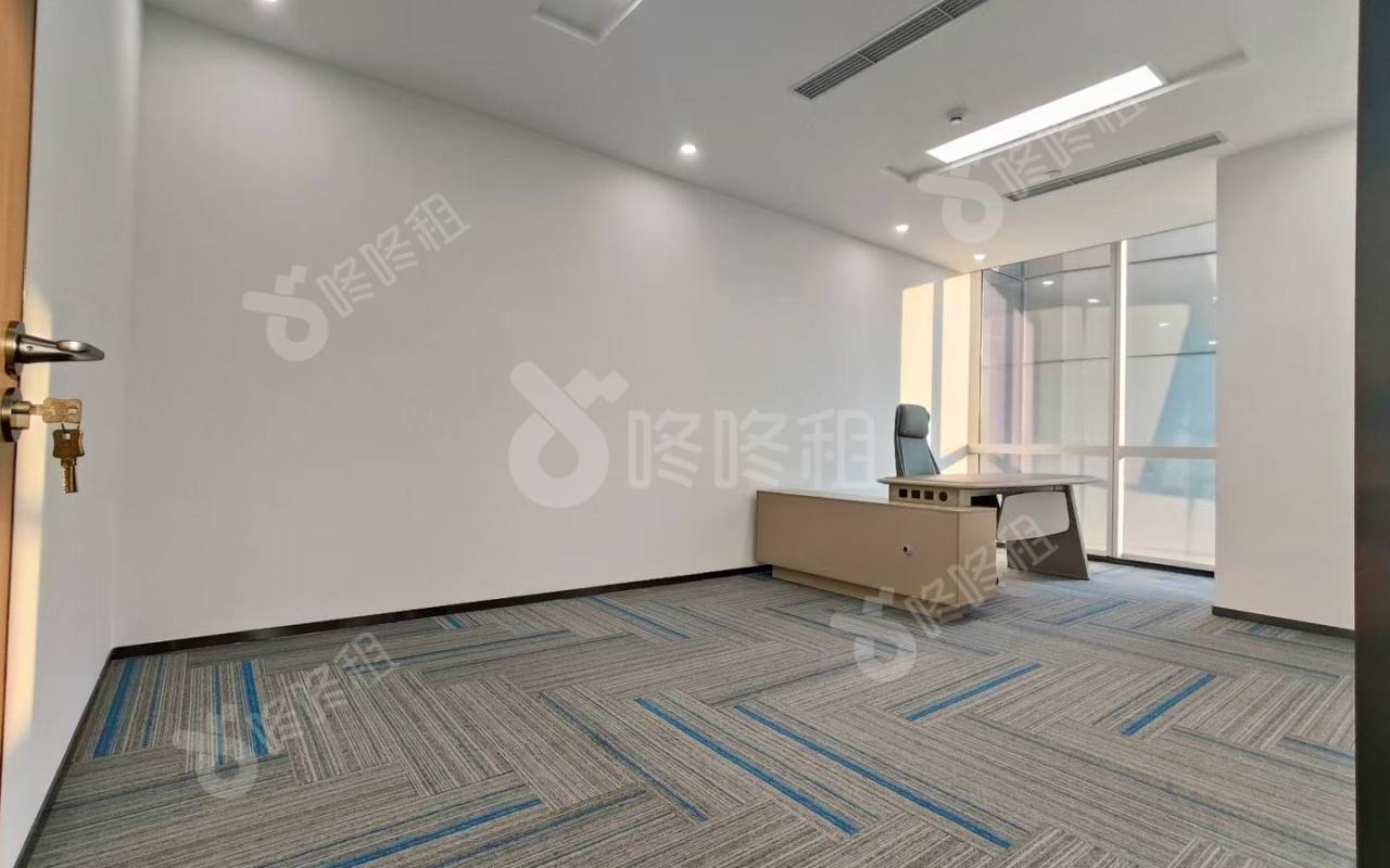 大冲商务中心_338平_精装_办公室隔间