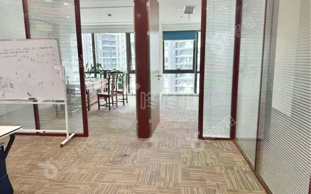 中执时代广场(粤商中心)_168平_精装_办公室房源出租