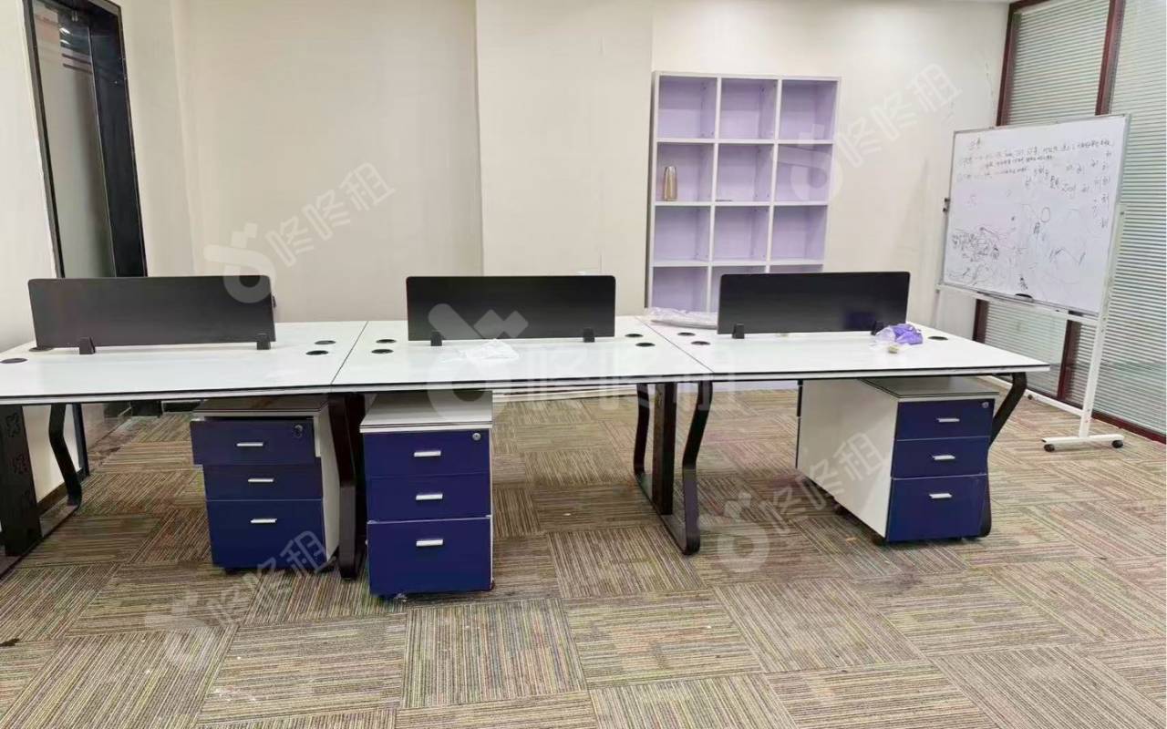 中执时代广场（粤商中心）_168平_精装_办公室开间