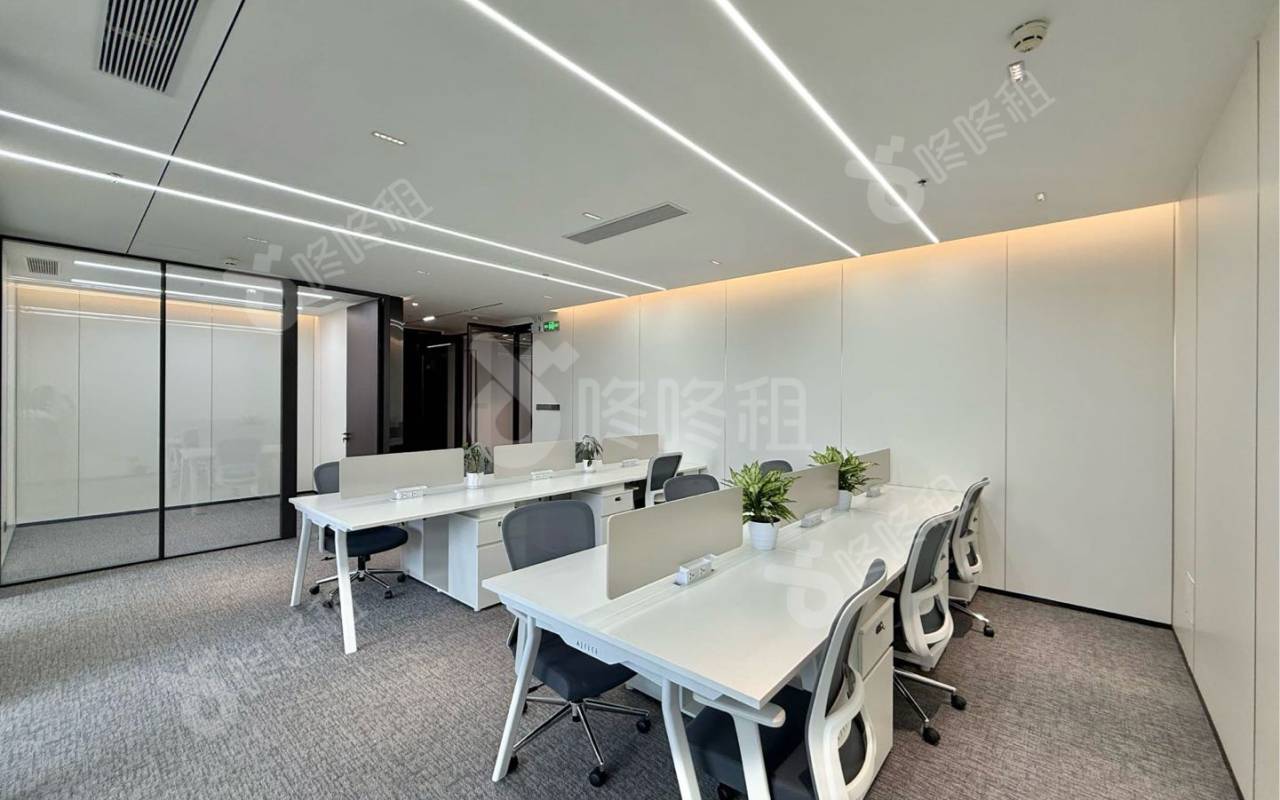 芒果网大厦_200平_精装_办公室开间