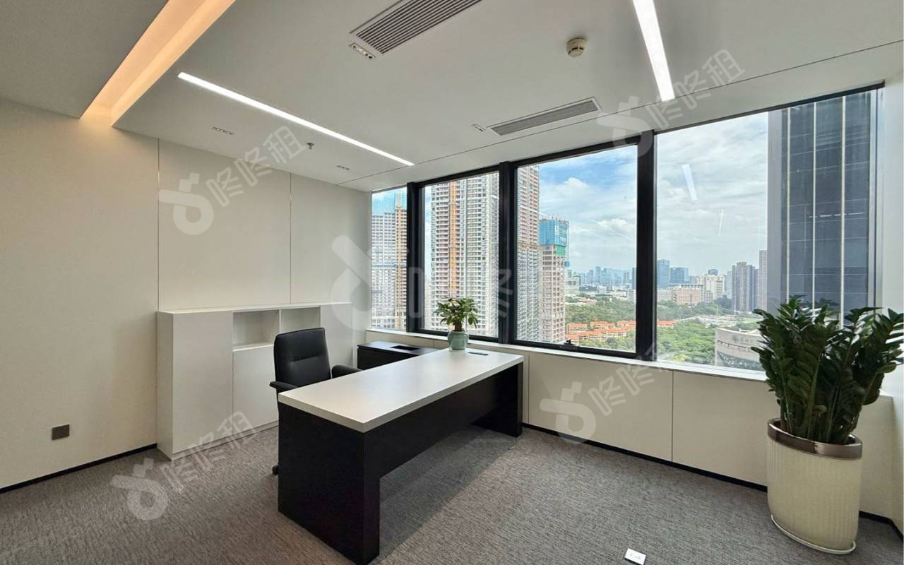 芒果网大厦_200平_精装_办公室隔间