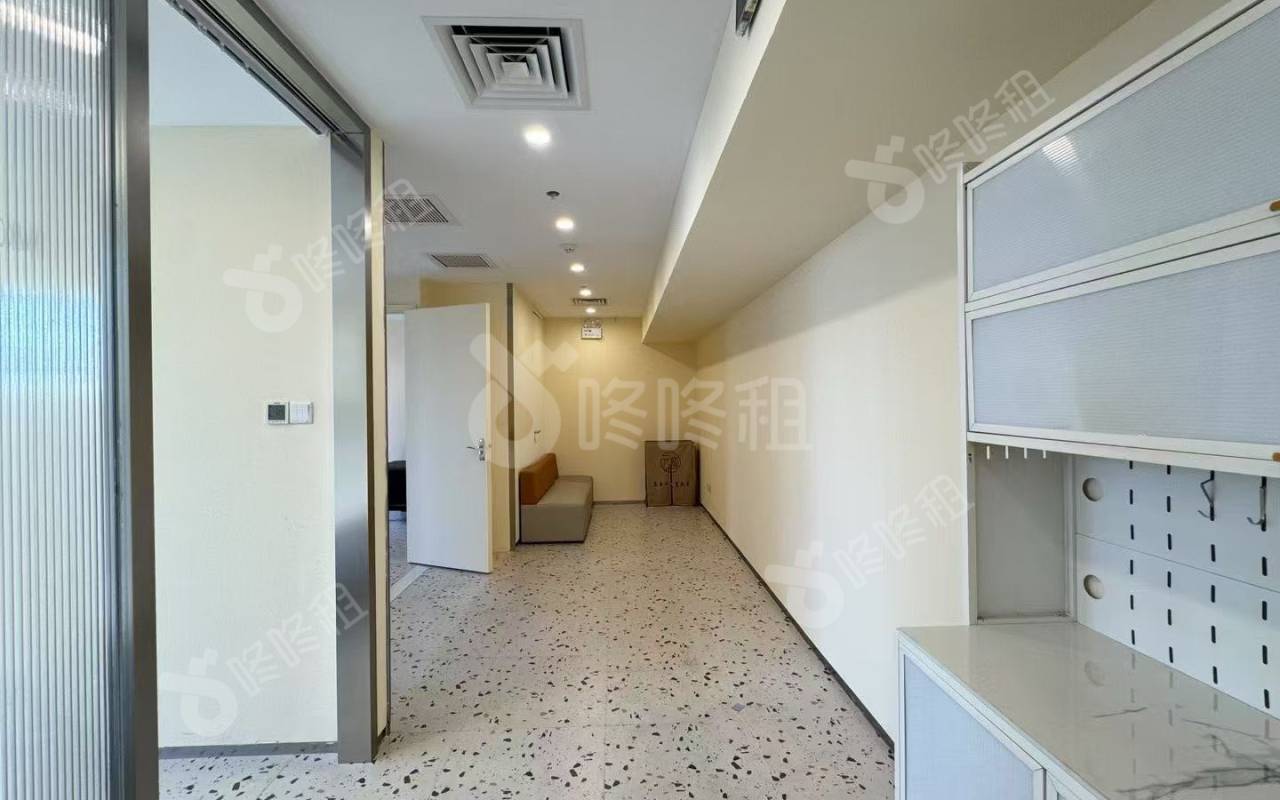 瀚森大厦_147平_精装_办公室开间