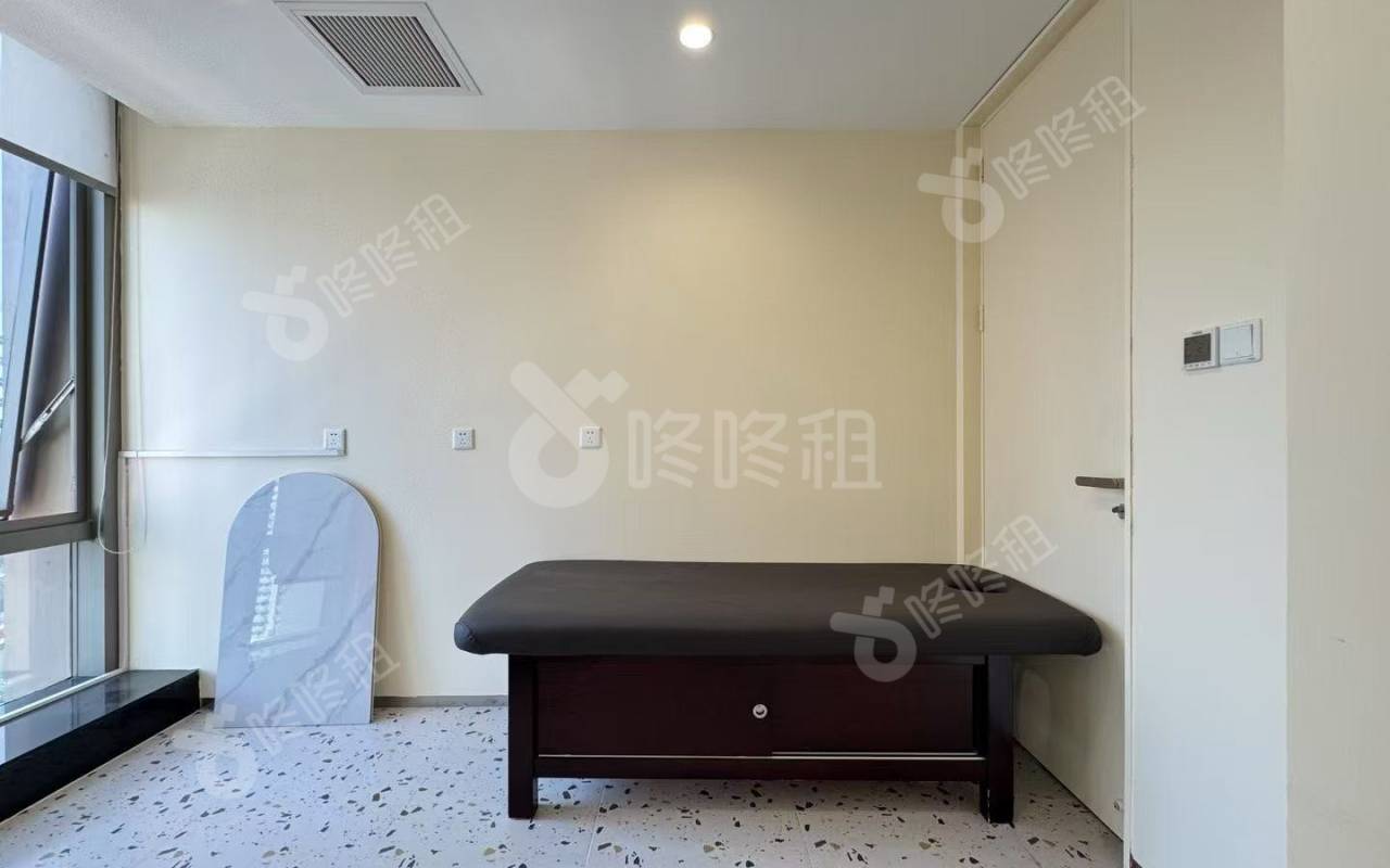 瀚森大厦_147平_精装_办公室开间