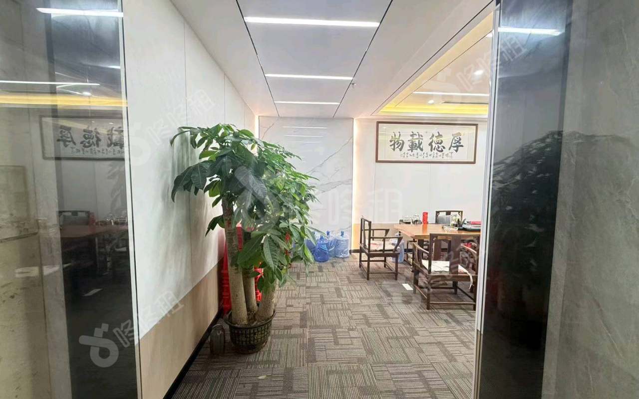 卓越世纪中心_108平_精装_办公室开间