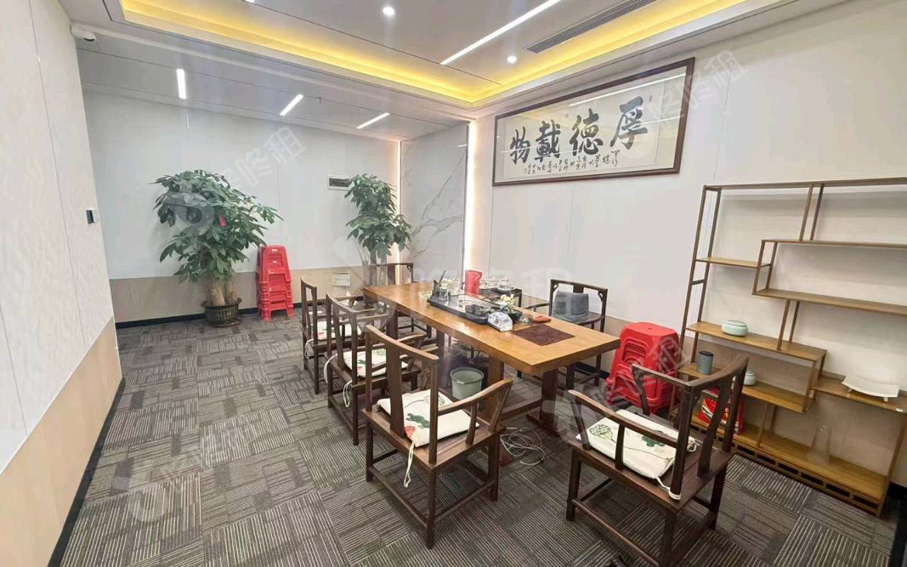 卓越世纪中心_108平_精装_办公室开间