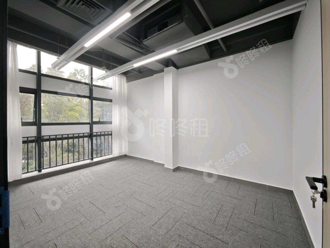 兰光科技大厦_192平_精装_办公室隔间