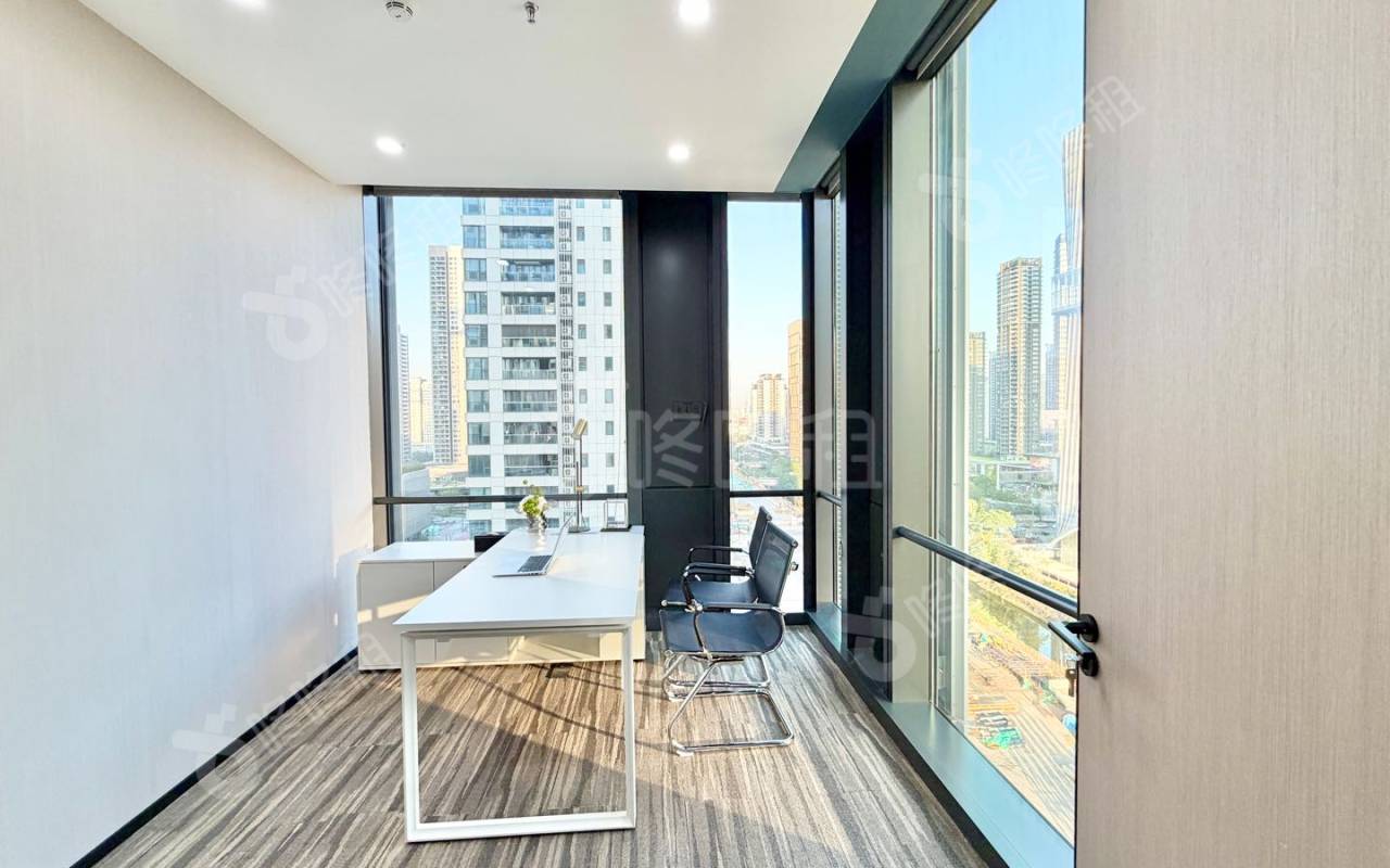 前海君豪中心（招商前海国际中心）_157平_精装_办公室隔间