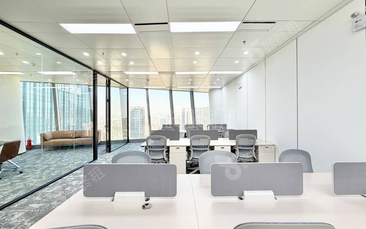 世茂前海中心（前海世茂大厦）_188平_精装_办公室开间