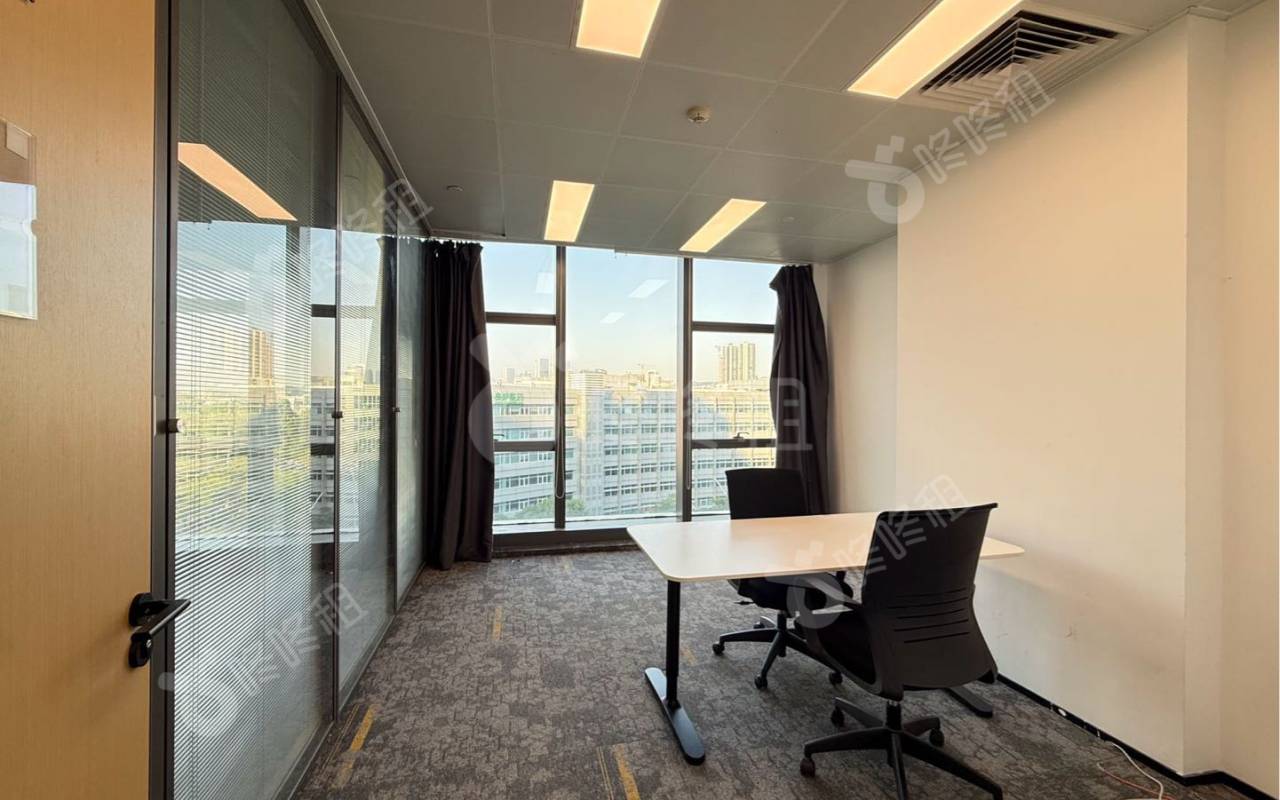 创益科兴科学园(创益科技大厦)_231平_精装_办公室隔间