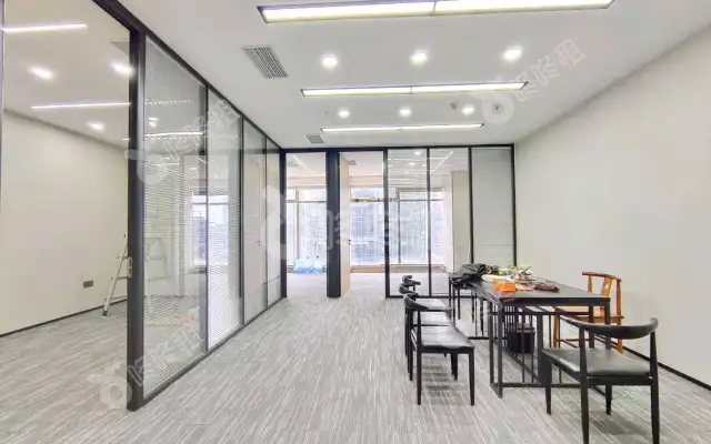 天利中央广场_178平米_精装_办公室房源出租