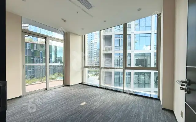 侨城坊_135平米_精装_办公室房源出租