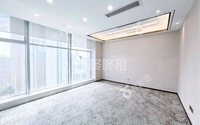 前海HOP国际_445平_精装_办公室隔间