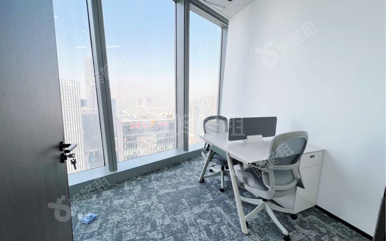 世茂前海中心（前海世茂大厦）_135平_精装_办公室隔间