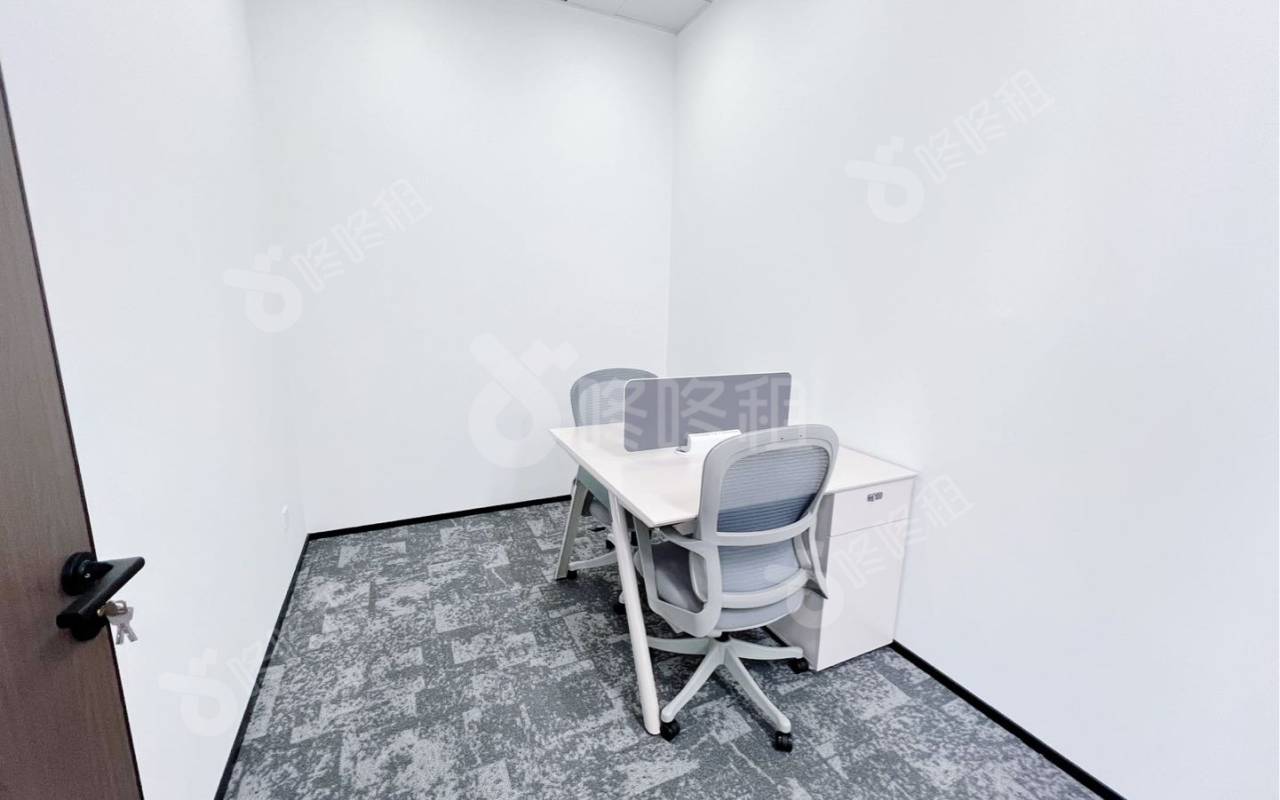 世茂前海中心（前海世茂大厦）_101平_精装_办公室隔间