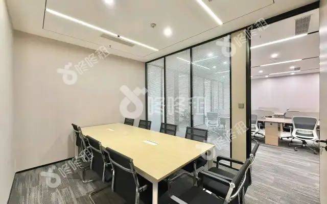 讯美科技广场_315平_精装_办公室隔间