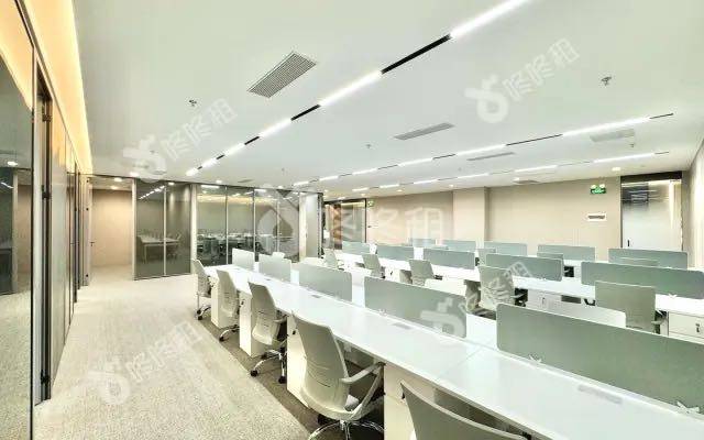 彩讯科技大厦_416平_豪装_办公室开间
