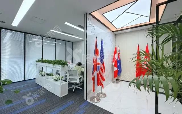 方大城_220平米_豪装_办公室房源出租