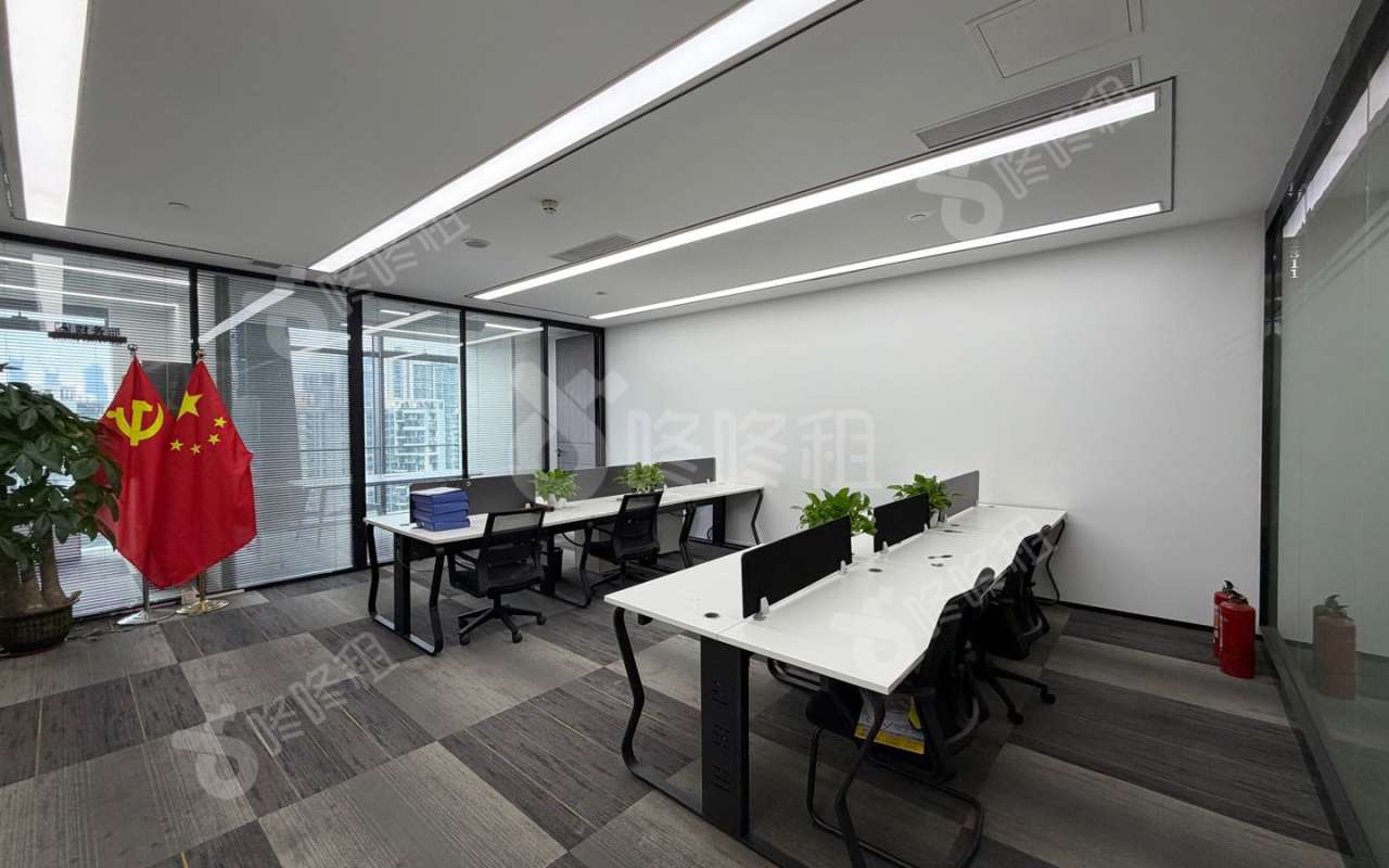 方大城_180平_精装_办公室开间