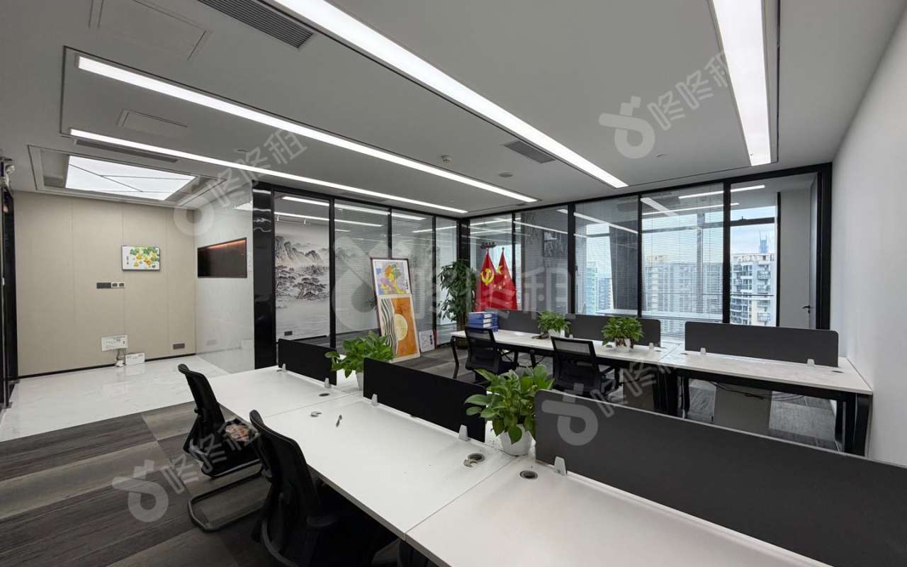 方大城_180平_精装_办公室开间