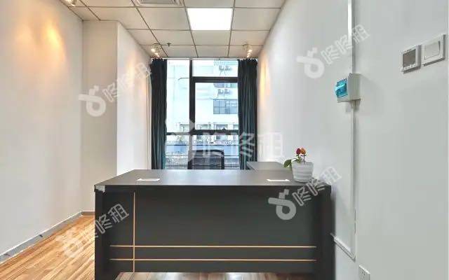 东方科技大厦_290平_精装_办公室隔间