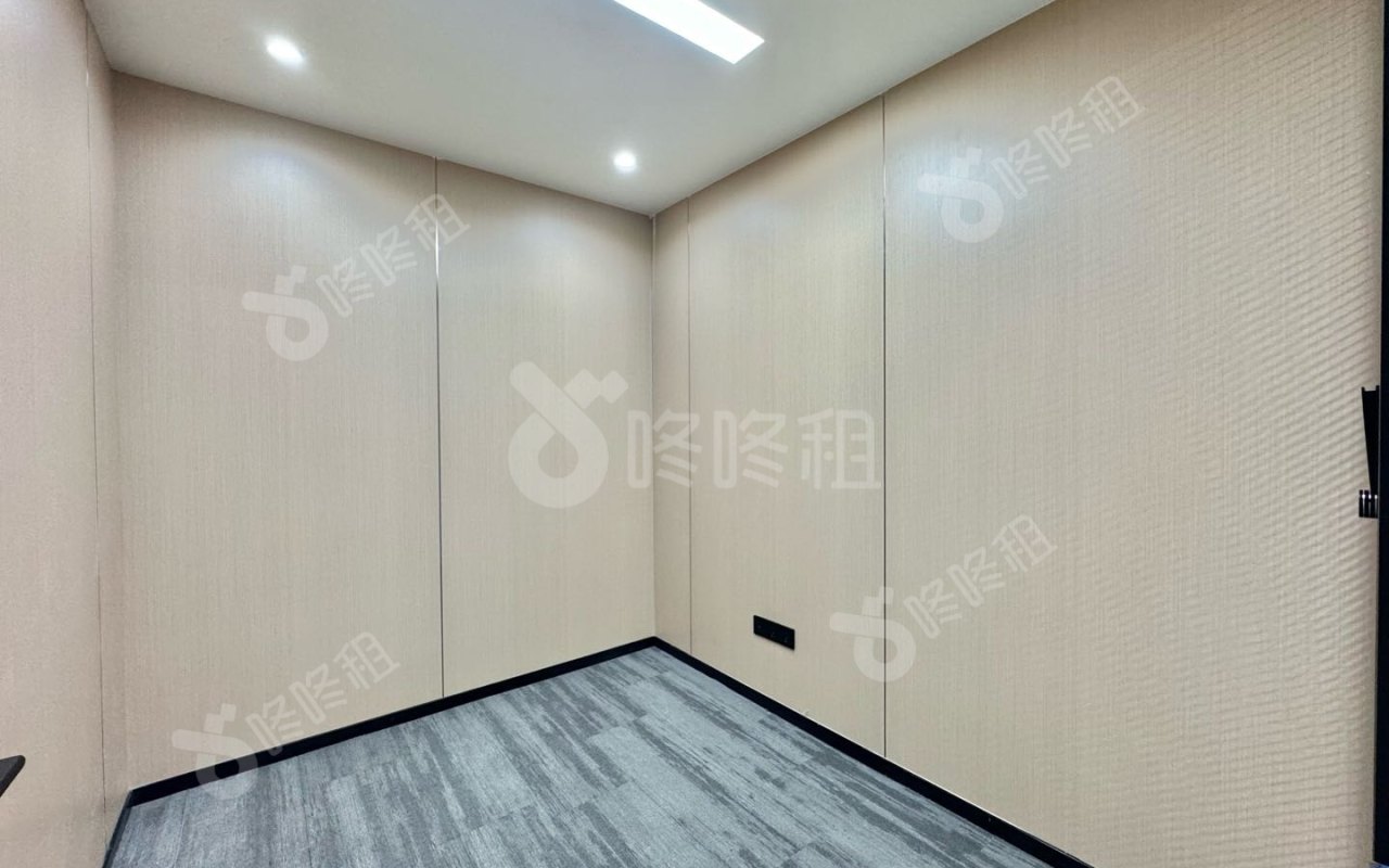 工勘大厦_153平_精装_办公室隔间