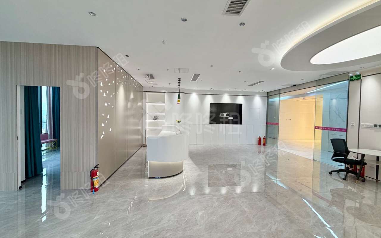 方大城_612平_精装_办公室开间