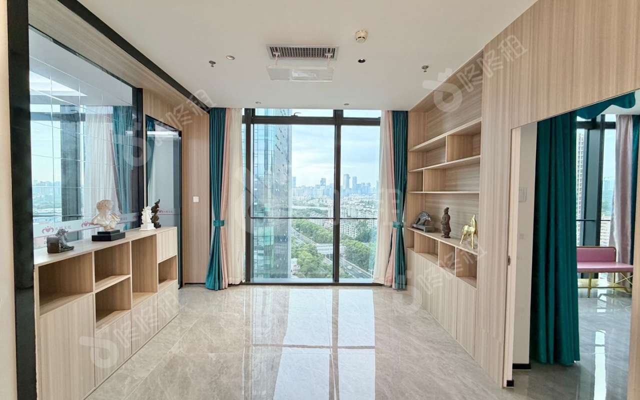 方大城_612平_精装_办公室开间