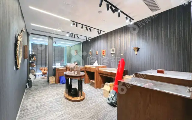 侨城坊_110平米_精装_办公室房源出租