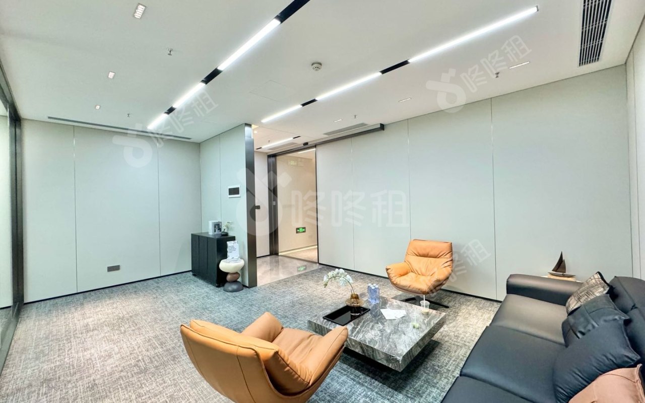 康泰创新广场_116.89平_精装_办公室开间