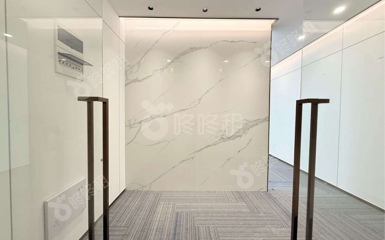 岁宝壹品苑_112.33平_精装_前台