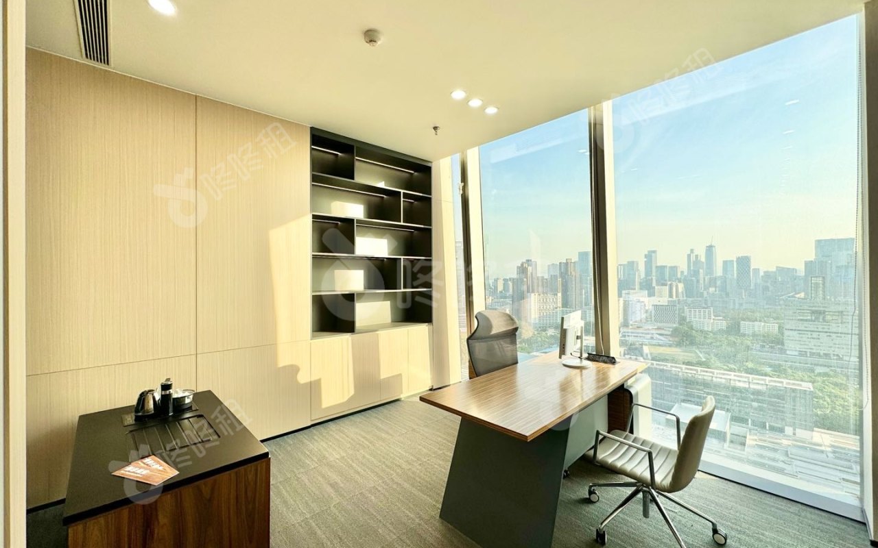 汉京中心（汉京金融中心）_724.78平_豪装_办公室隔间