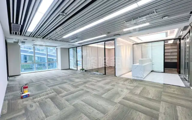 侨城坊_470平米_精装_办公室房源出租