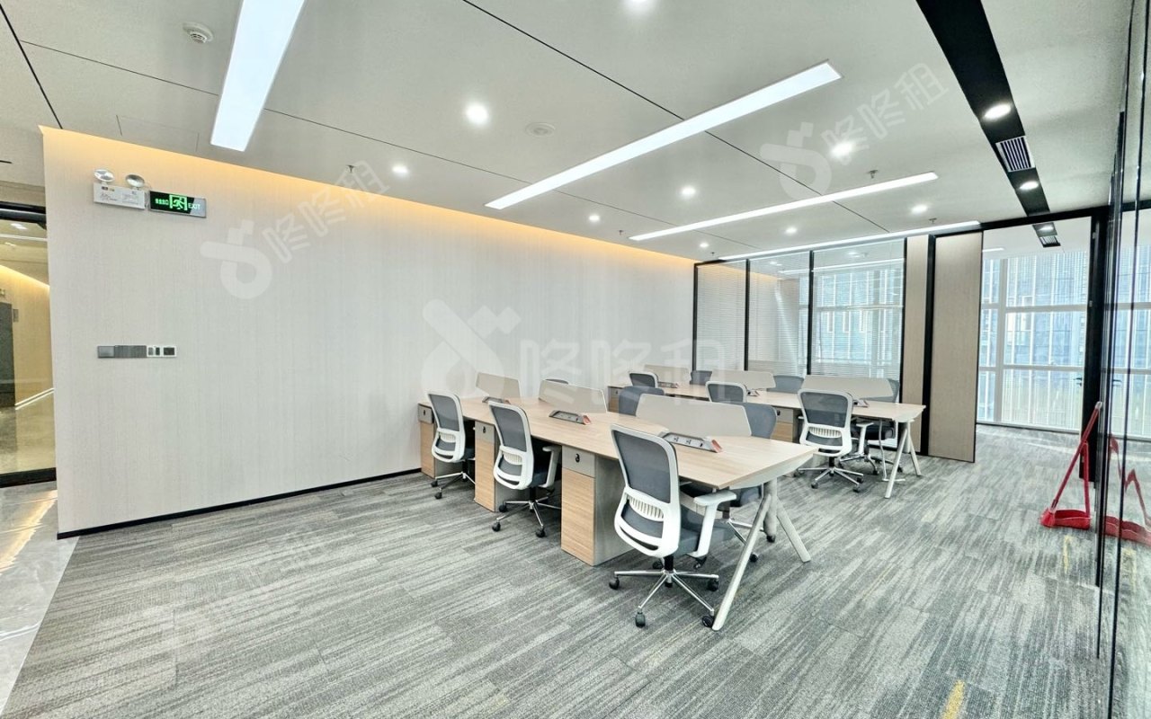 讯美科技广场_282平_精装_办公室开间