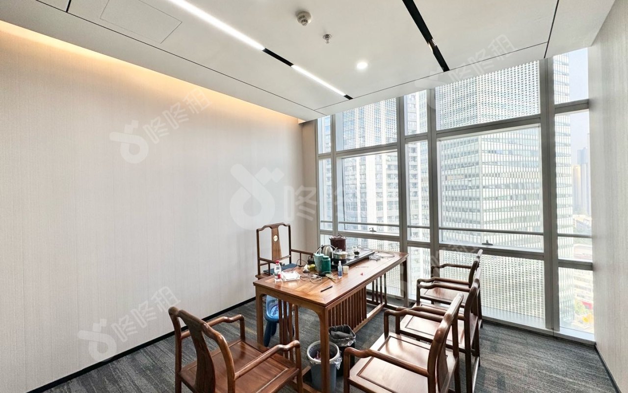 讯美科技广场_282平_精装_办公室隔间