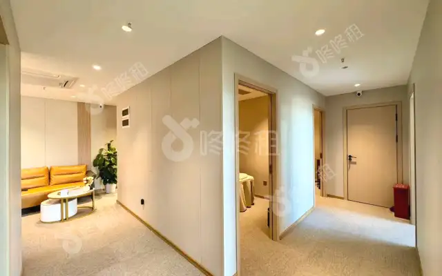 天利中央广场_188平米_精装_办公室房源出租