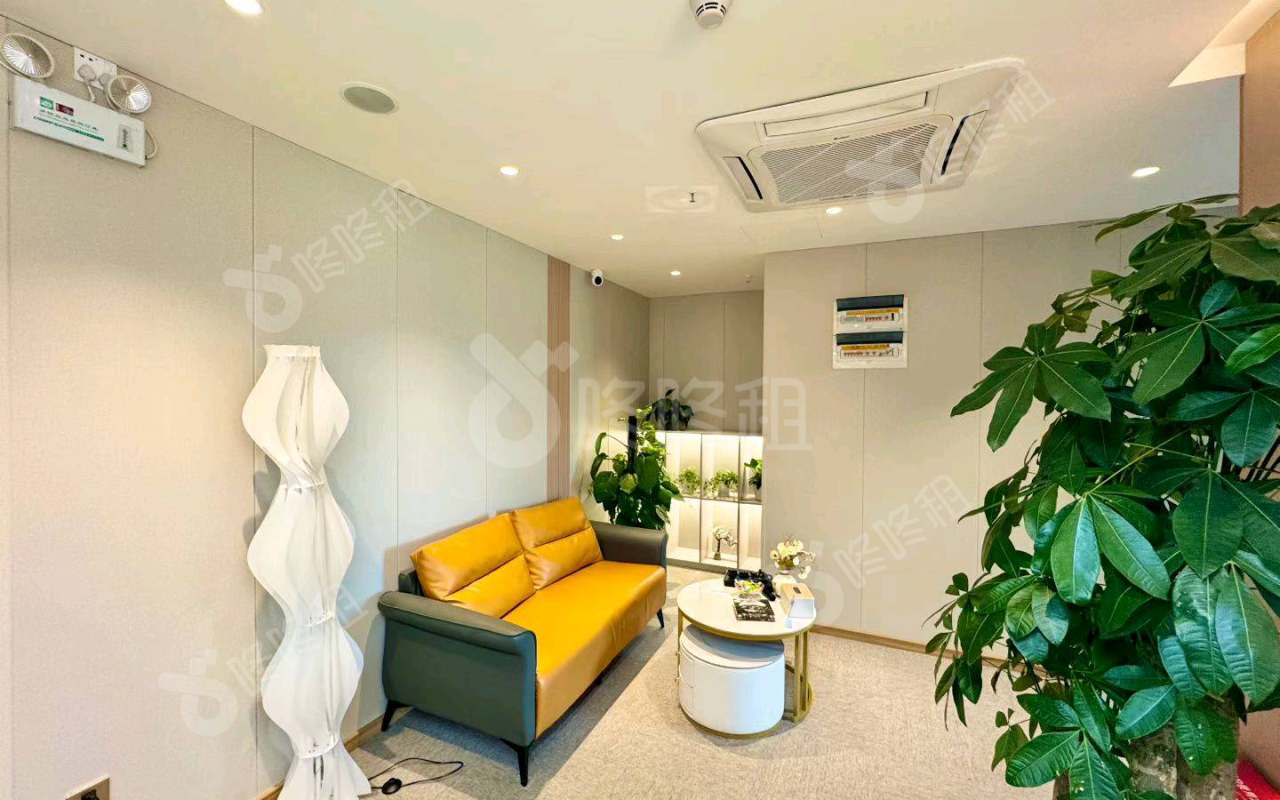 天利中央广场_188平_精装_办公室开间