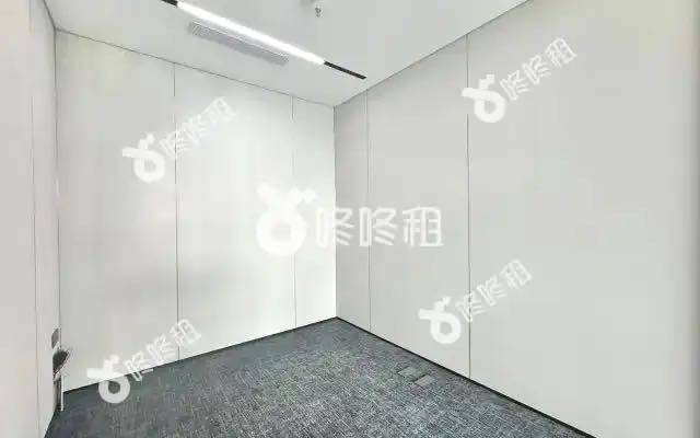 康泰创新广场_200平_精装_办公室隔间