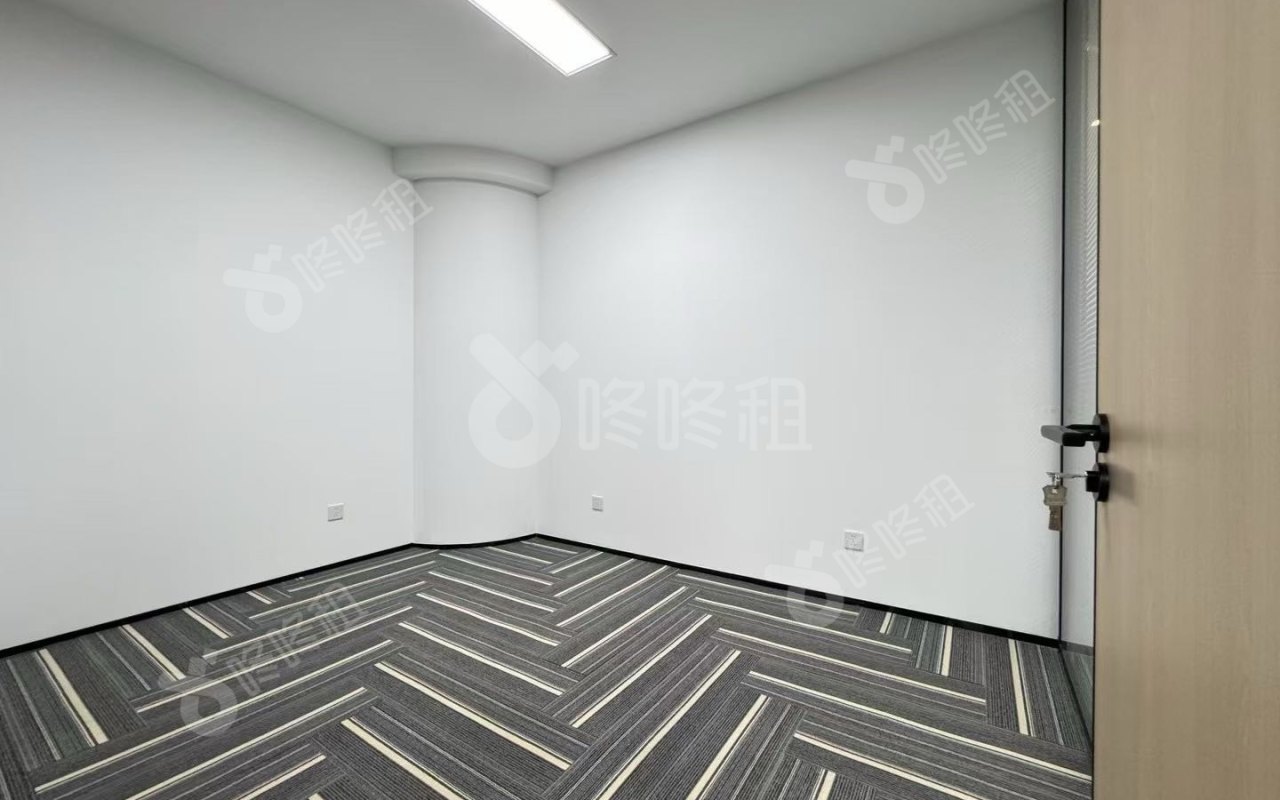 瀚森大厦_198平_精装_办公室隔间