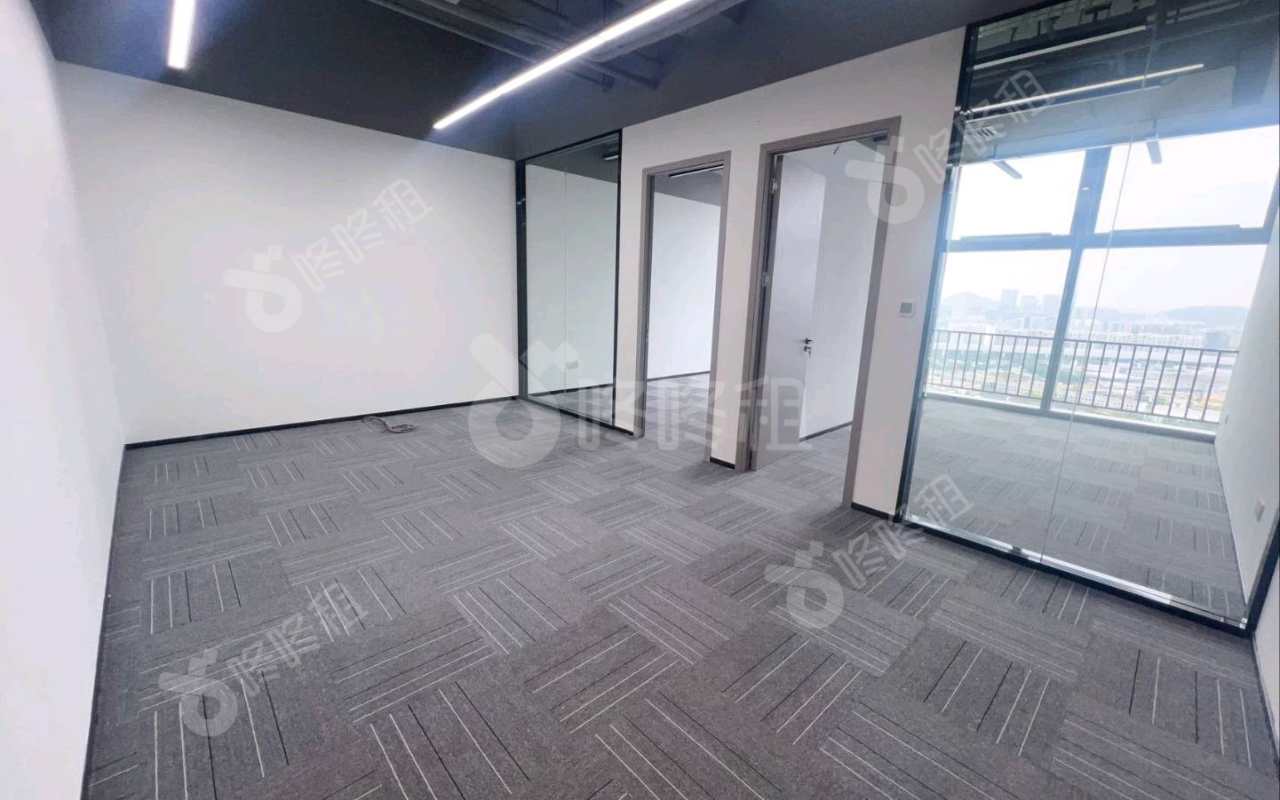 唐商科技大厦_96平_精装_办公室开间
