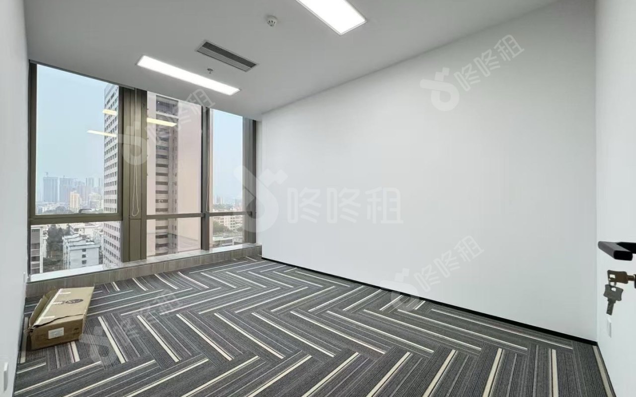 瀚森大厦_240平_精装_办公室隔间
