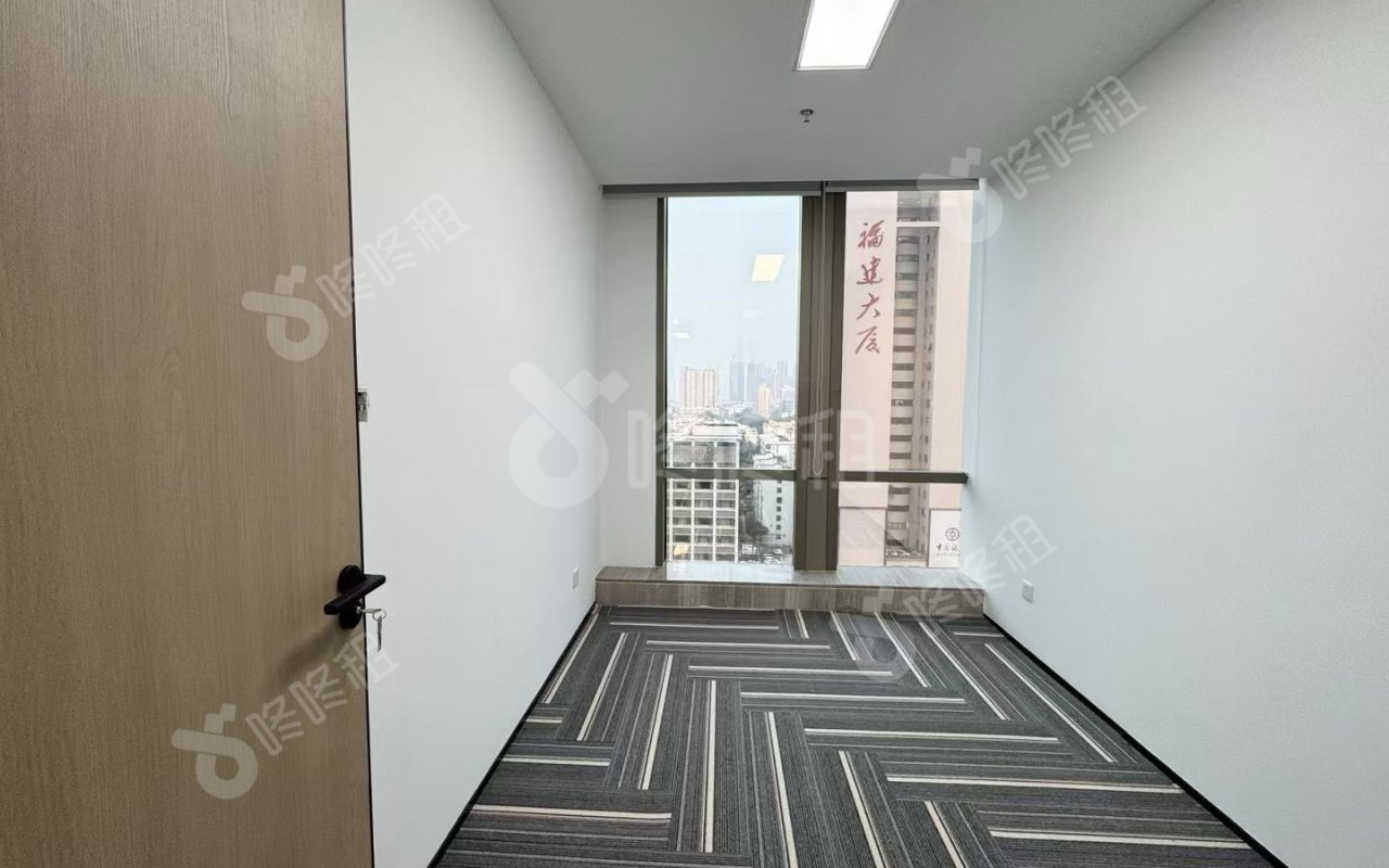 瀚森大厦_240平_精装_办公室隔间