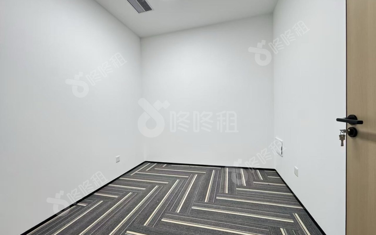 瀚森大厦_136平_精装_办公室隔间