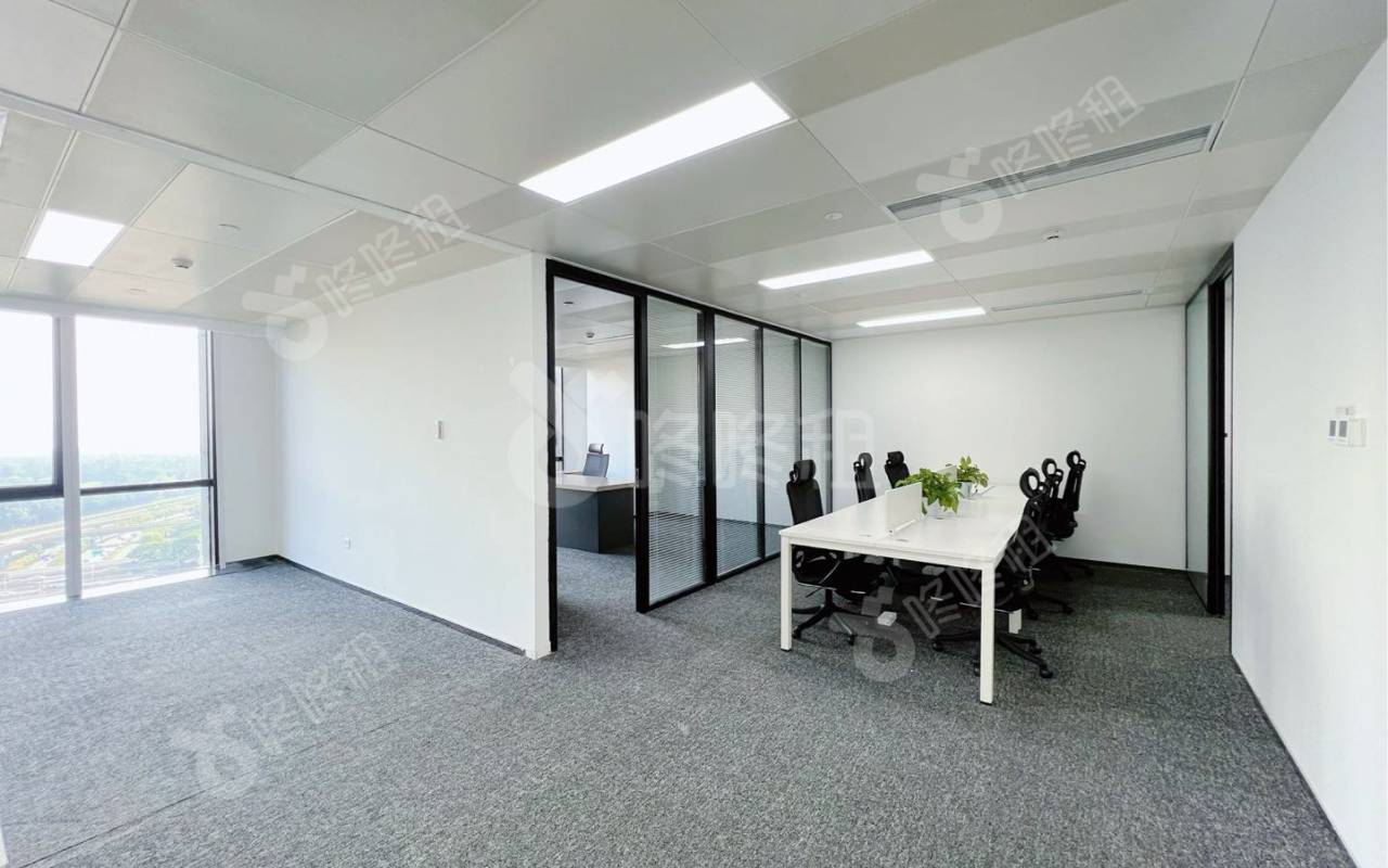 尚美科技大厦_194平_精装_办公室开间