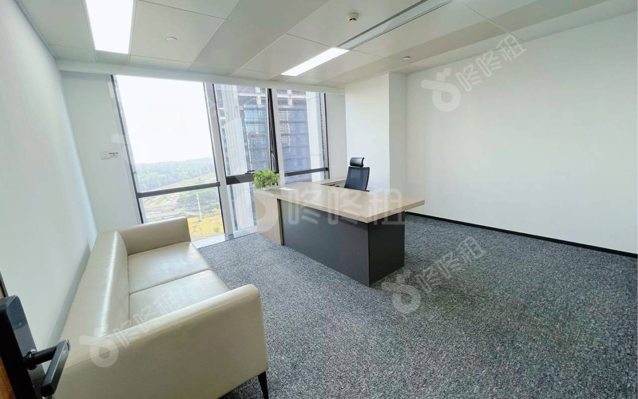 尚美科技大厦_194平_精装_办公室隔间