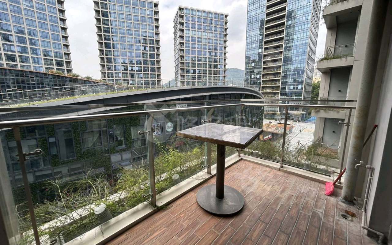 侨城坊_258平_精装_阳台