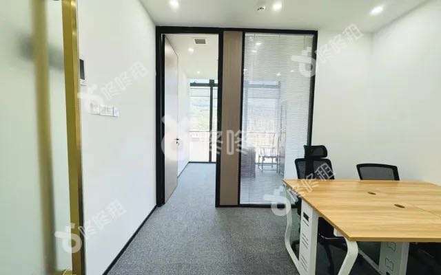 方大城_58平_精装_办公室开间