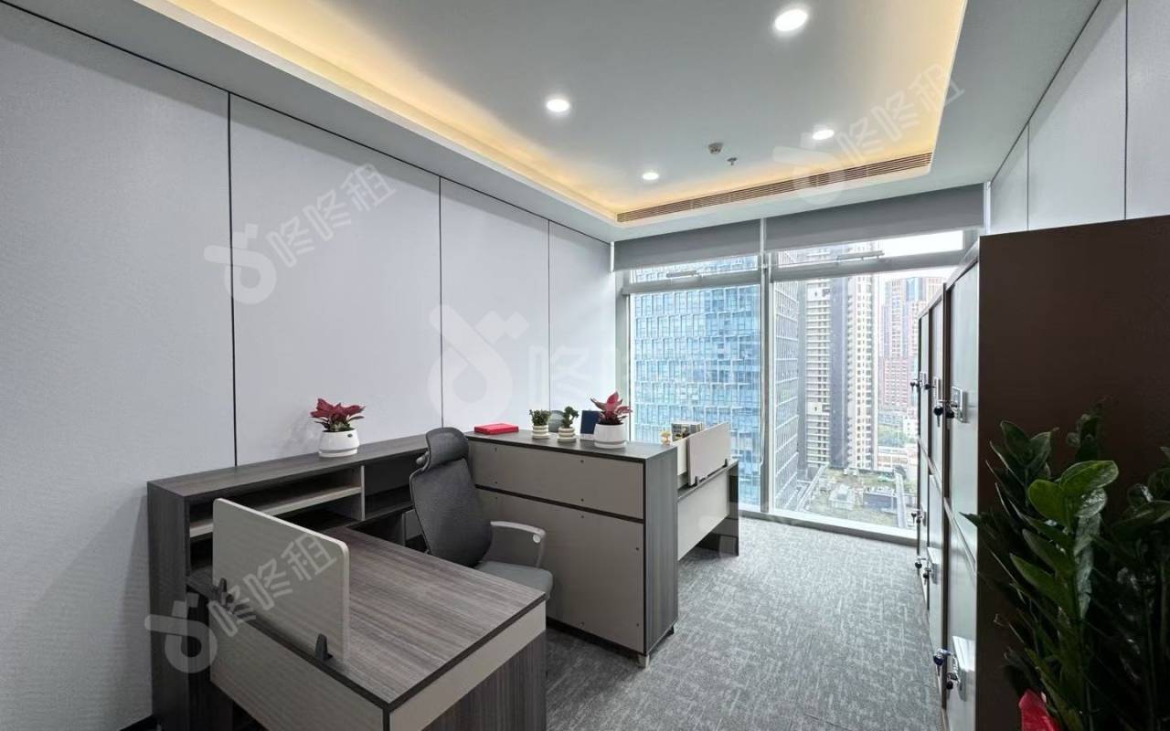 玺玥大厦_380平_精装_办公室隔间
