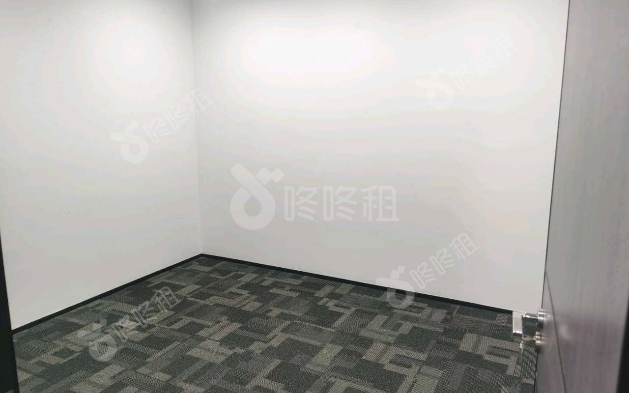 深圳软件园_225平_精装_办公室隔间