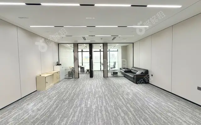 方大城_180平米_豪装_办公室房源出租